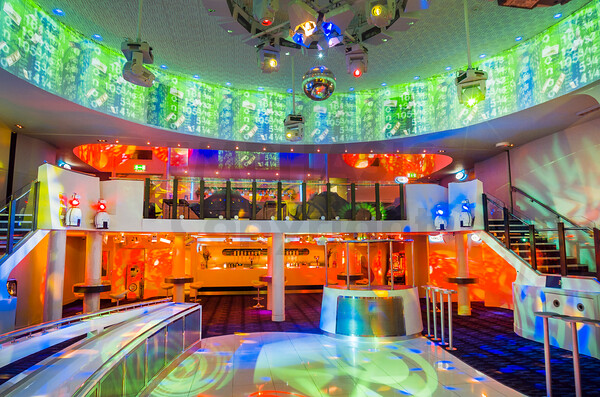 liquid nightclub sutton-999055 
 Liquid Nightclub - Sutton, UK
Copyright - Richard Southall 
 Keywords: Copyright, Interiors, Liquid, Nightclub, Richard, Southall, Sutton, architectural, bar, club, dance, emphasis, exterior, floor, late, leisure, luminar, night, photographer, photography, uk, venue