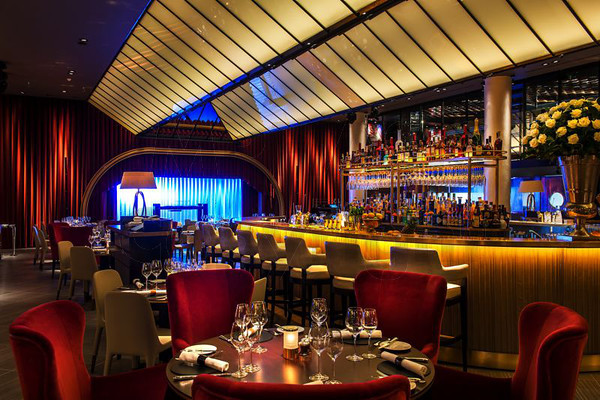 dsc8434 
 Quaglinos Restaurant - London
Copyright - Richard Southall