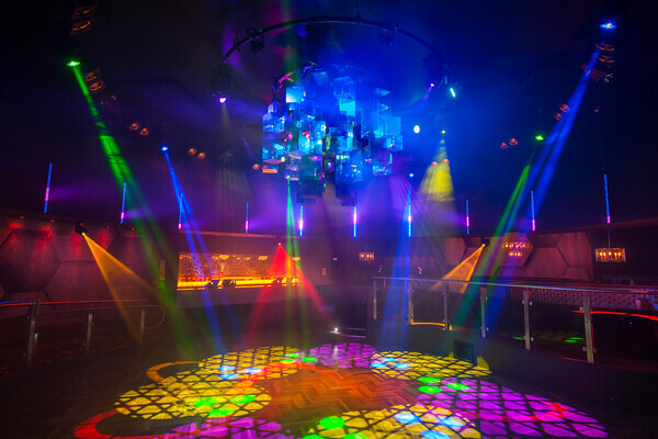 Unit 17 Nightclub Ipswich DSC7146 
 Unit 17 Nightclub - Ipswich, UK, 
Copyright - Richard Southall 
 Keywords: Unit, 17, Nightclub, Ipswich, UK, dance, floor, late, night, venue, deltic, leisure, Copyright, Richard, Southall, photographer, photography, emphasis