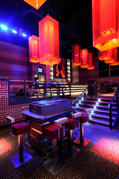 DSC6919 
 Gatecrasher Nightclub - Birmingham, UK,
Copyright - Richard Southall 
 Keywords: Birmingham, Copyright, Gatecrasher, Nightclub, Richard, Southall, bar, broad, club, dance, emphasis, floor, late, night, photographer, photography, street, uk